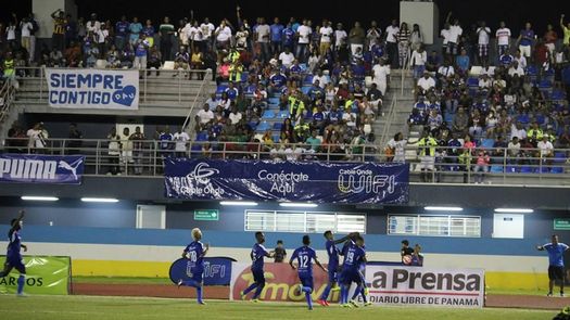 Árabe Unido nuevo líder, Chorrillo y Tauro escalan posiciones