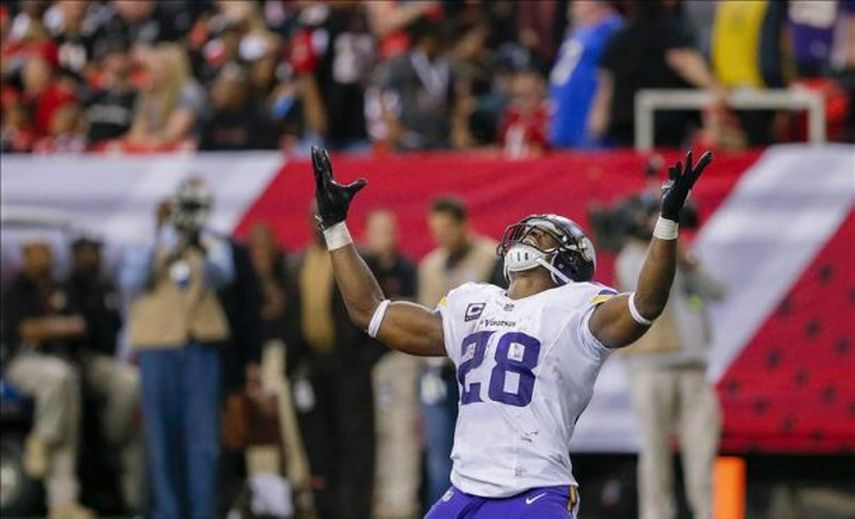 10-20. Peterson supera a O.J. Simpson y da el triunfo a Vikings sobre los Falcons