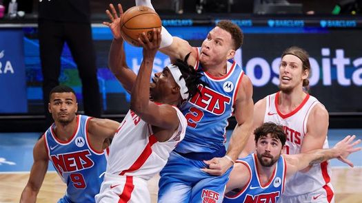 120-108. Irving y Nets superan pérdida de Harden, lesionado, y son líderes