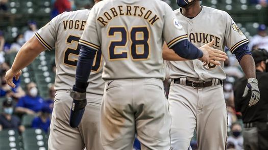 7-6. Vogelbach sella con imparable el triunfo de los Cerveceros
