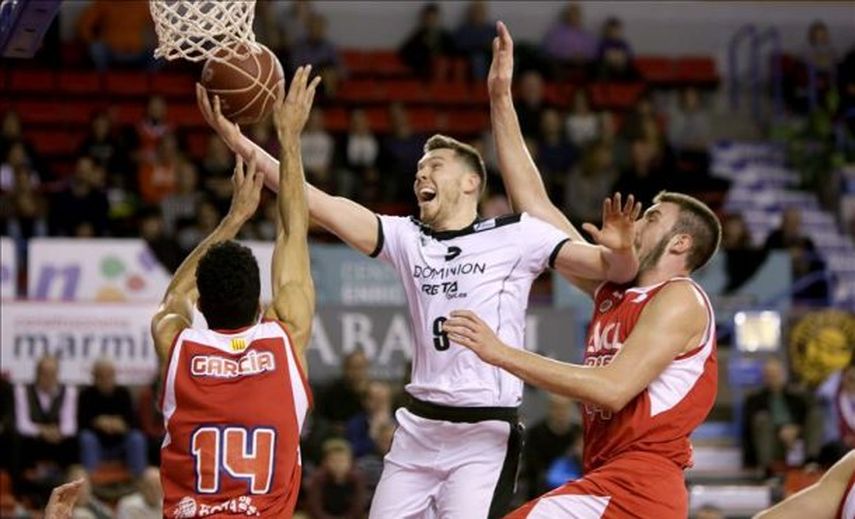 67-72. El Bilbao se lleva la victoria en un partido al límite