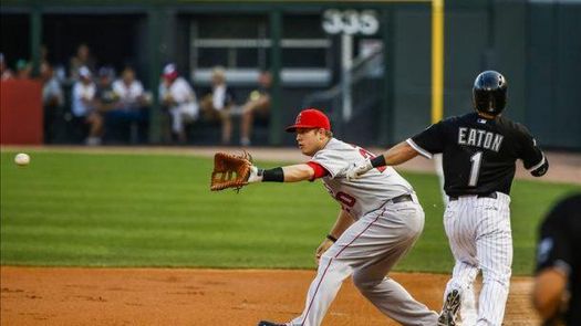 4-3. Cron y Featherston dieron forma al triunfo de los Angelinos