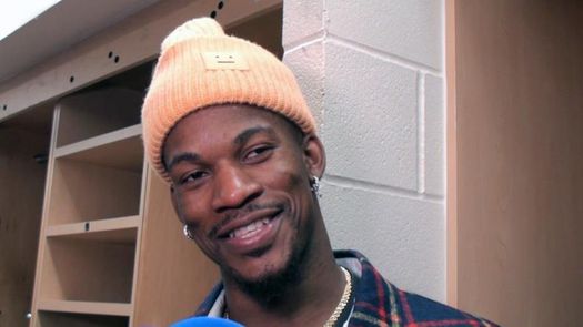 117-116. Butler se acerca al triple-doble en victoria sobre los Sixers