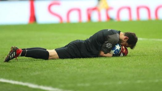 Casillas, Busquets y sus centenarios