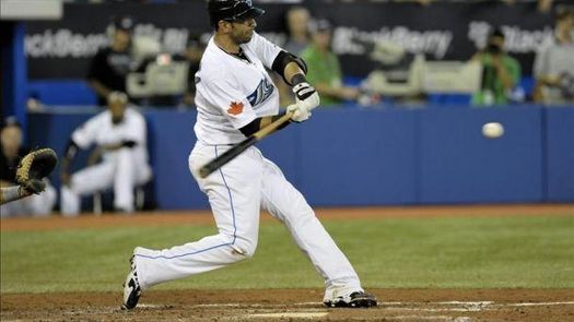 12-5. Bautista juega con bate perfecto en el triunfo de los Azulejos