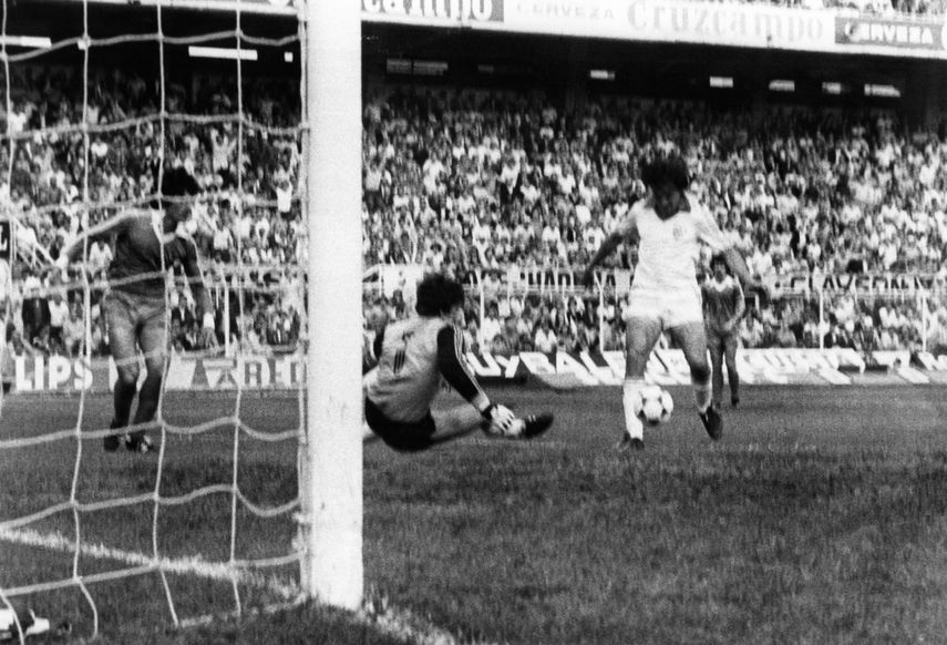 Cuando Bertoni se convirtió en villano: 40 años de la derrota de la Real