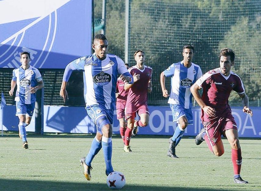 Ismael Díaz se luce en España