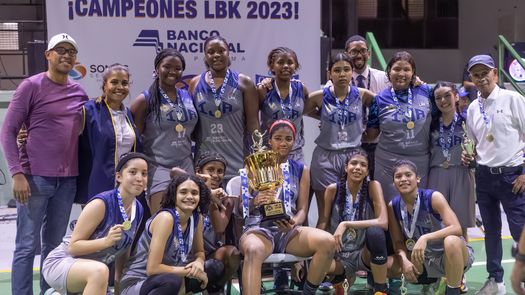 Las Golden Eagles del IJA son las reinas de la Sub-16 Femenina de la LBK