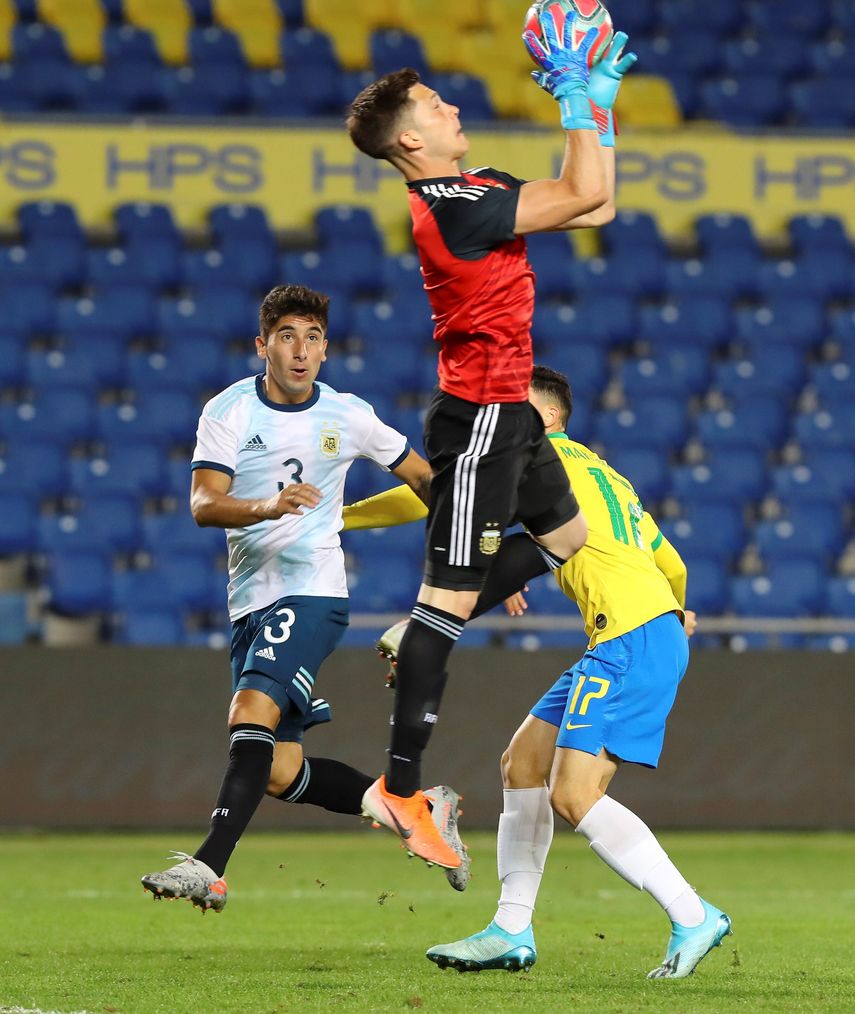 El Arsenal renueva al brasileño Martinelli