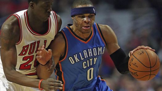 108-105. Mirotic, Gasol y Moore pudieron con los 43 puntos de Westbrook