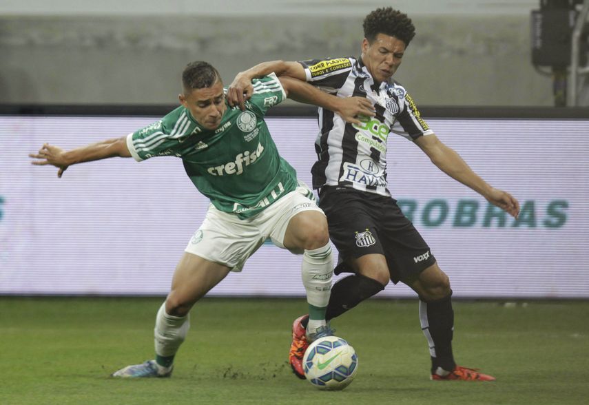 Palmeiras y Santos acentúan la disputa por el subcampeonato del fútbol en Brasil