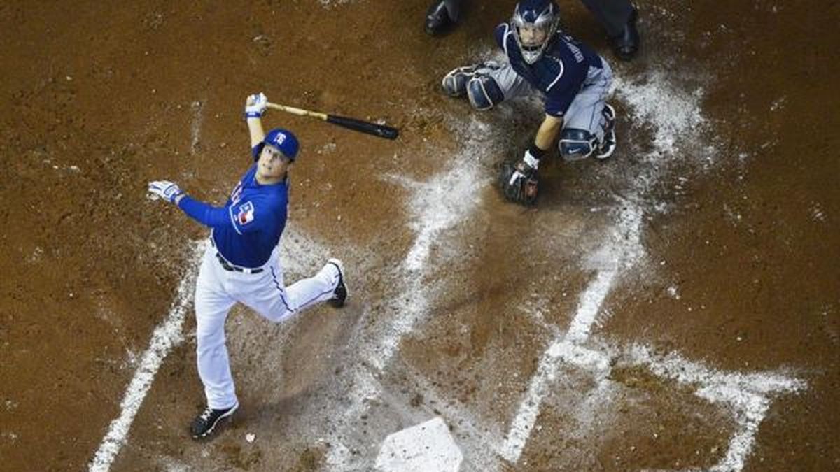 7-4. Adduci conduce el ataque de los Tigres que se imponen a los Rojos