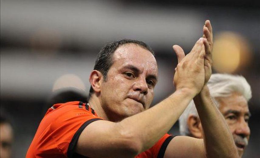 Cuauhtémoc Blanco tira del Puebla y Chivas regresa al triunfo en la Copa MX
