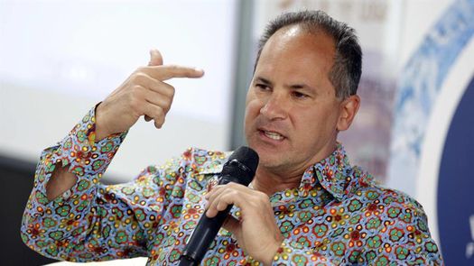 Omar Vizquel niega acusaciones de violencia doméstica