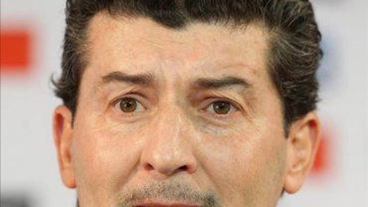 El exseleccionador mexicano Chepo de la Torre vuelve al banco de las Chivas