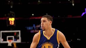 112-85. Curry y Thompson ponen a los Warriors con el undécimo triunfo consecutivo