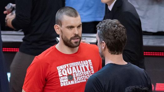 Pau Gasol admite que sería muy especial jugar en los Lakers con Marc