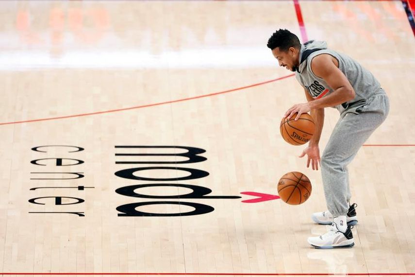 106-107. McCollum y Powell compensan la ausencia de Lillard