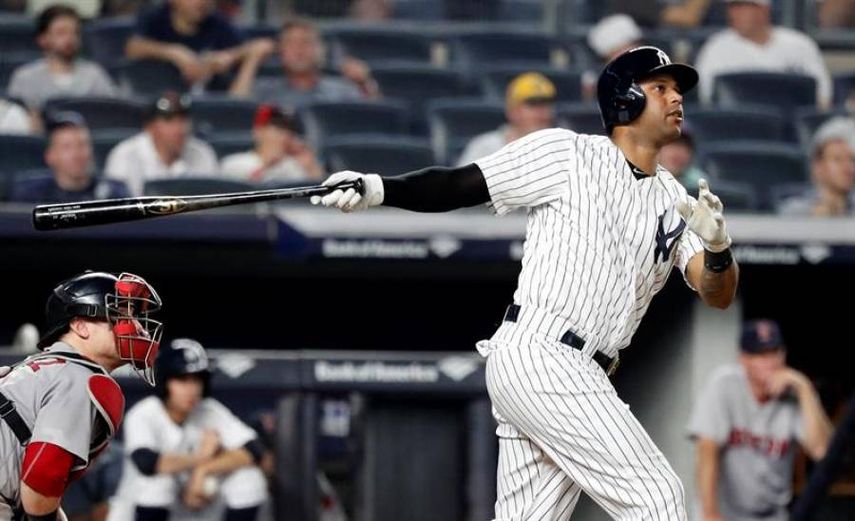 8-5. Hicks pega jonrón y representa la batería de los Yanquis