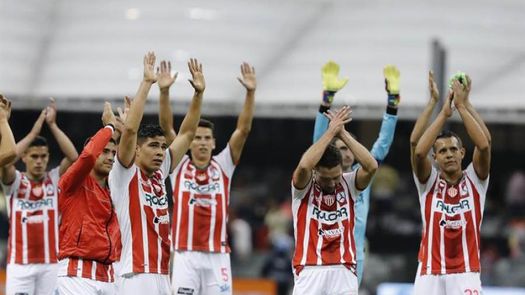 El mexicano Michel Leaño toma el banquillo del Necaxa