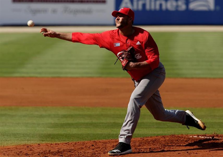 El cubano Blanco planea una nueva vida con o sin el béisbol tras desertar en EE.UU.