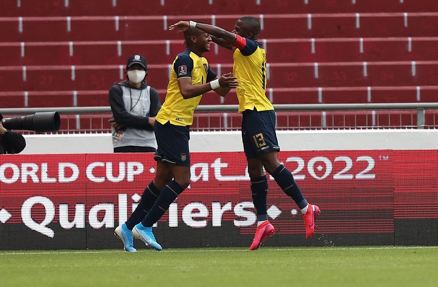 Ecuador sufre tres bajas por covid-19