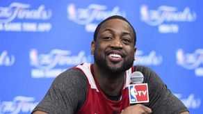 Wade deja Miami y se va con los Bulls; Calderón traspasado a los Lakers