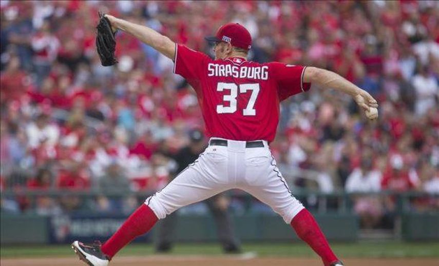 Strasburg no lanzará el domingo por lesión en un tobillo